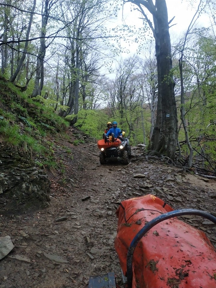 Goprowcy w akcji. Między innymi z powodu przechodzących nad regionem burz