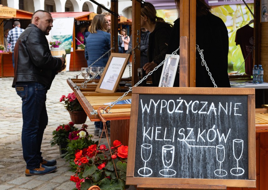 Festiwal Wina Pomorza Zachodniego w Szczecinie. Idealne miejsce dla smakoszy tego trunku. Zobaczcie na zdjęciach, jak świętowano 