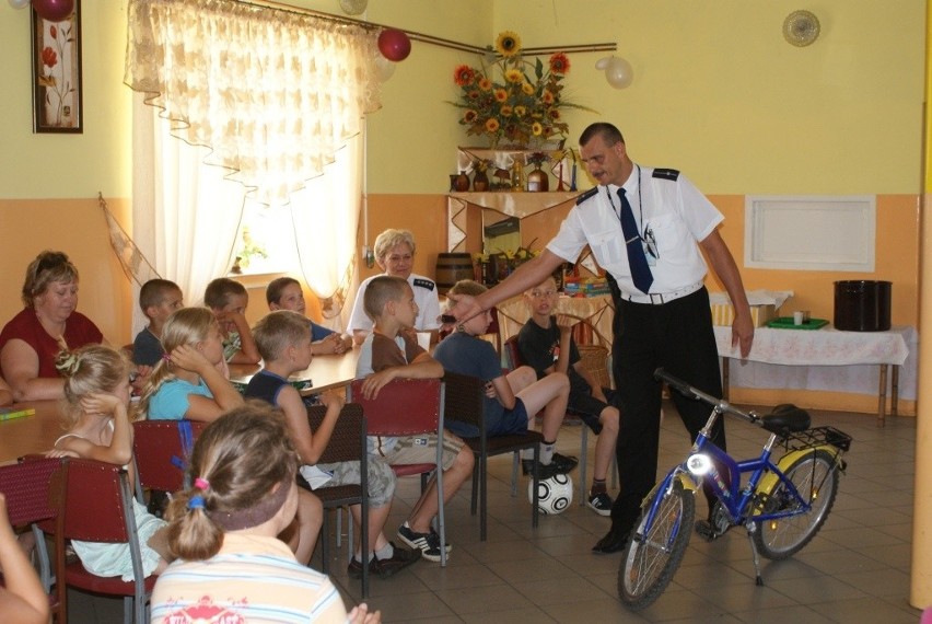 Turza Wilcza. Policjanci w "zielonej szkole"