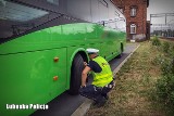 Nowa Sól. Miał zabrać młodzież na wycieczkę. Przyjechał autobusem z popękanymi oponami