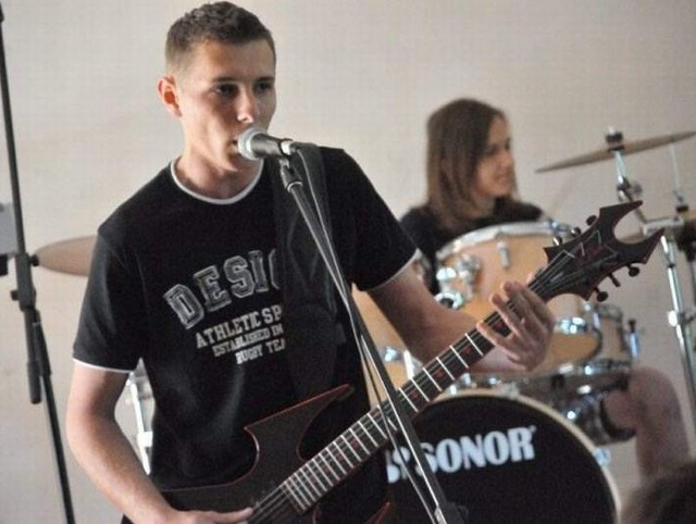 W Sulechowie nie brak utalentowanej muzycznie młodzieży. Ot, chociażby grupa Cry Wolf's, która została wyróżniona podczas majowego Festiwalu Twórczości Młodych. 