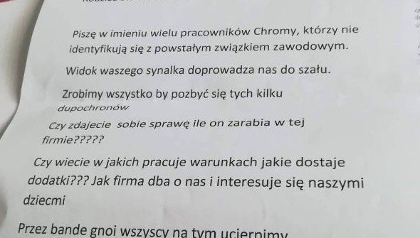 Tak wyglądały wiadomości rozesłane do osób związanych z...