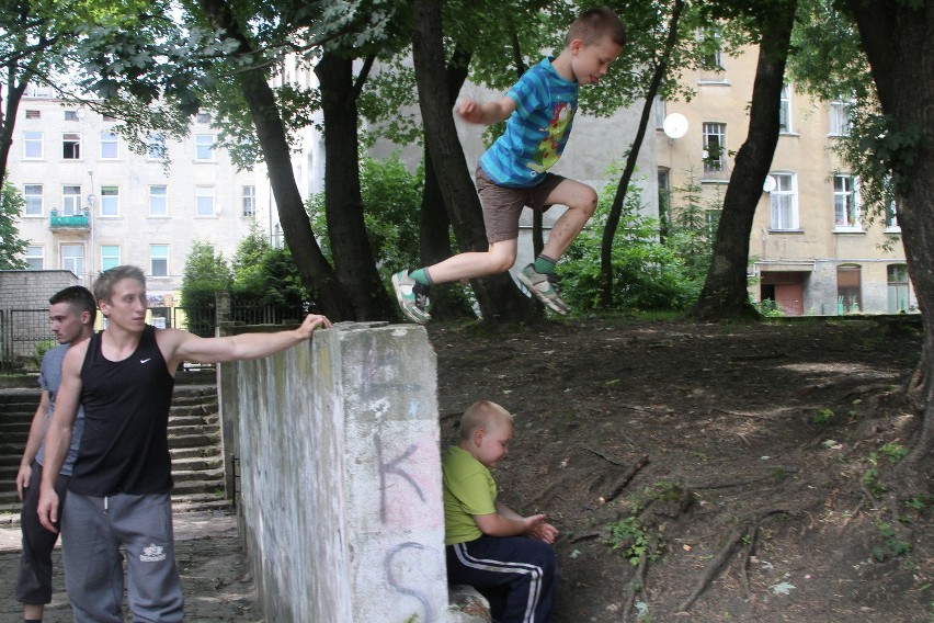 Abramka Fest: Warsztaty parkour na Abramowskiego [ZDJĘCIA]