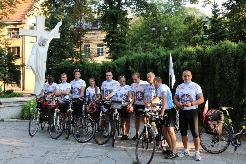 Rozkręć wiarę: Na rowerach z Beskidów na Saharę [ZDJĘCIA]