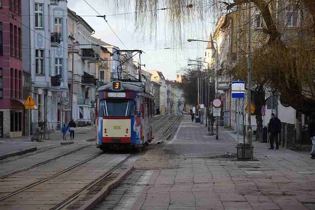 Od piątku 29 stycznia na ul. Chrobrego w Gorzowie Wlkp. powstaną dodatkowe przystanki tramwajowe.