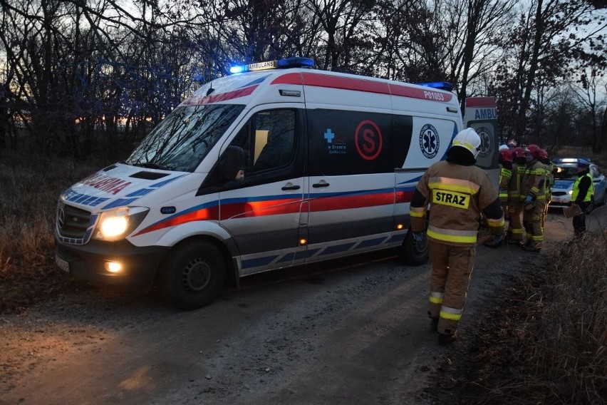 Wypadek w Sosnowcu pod Śremem. Jedna osoba została ranna....