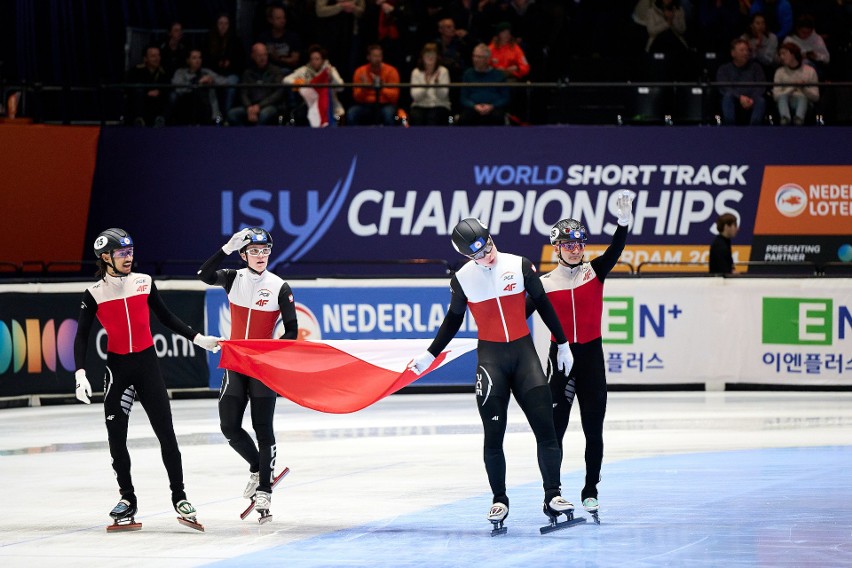 Polska męska sztafeta osiągnęła podczas mistrzostw świata w...