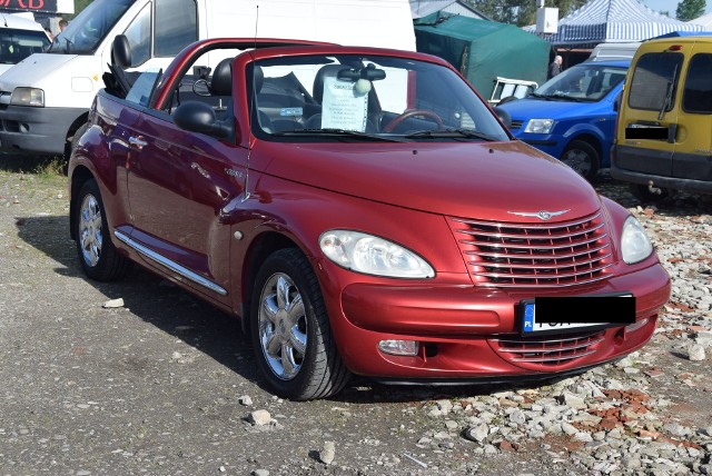 Chrysler PT Cruiser - rok produkcji 2004, z silnikiem 2.4 benzyna, o mocy 143 KM. Stan licznika 201 tys. km. Cena do uzgodnienia.