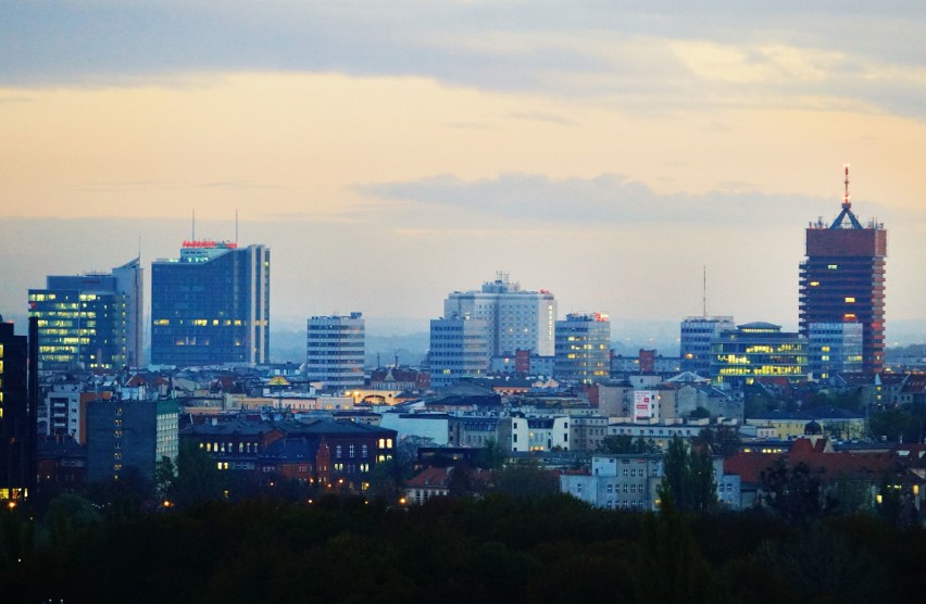 Poznań po zachodzie słońca