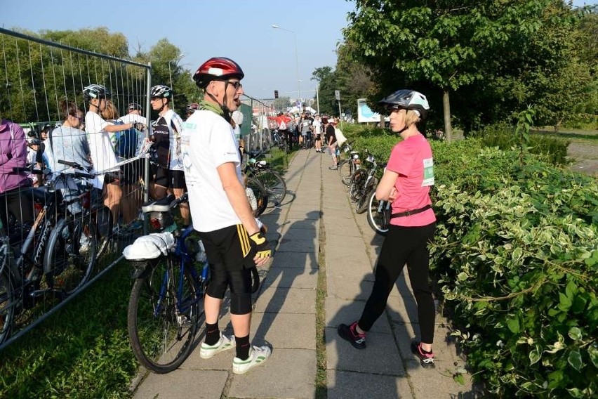Poznań Bike Challenge wystartował! Rowerzyści jadą,...