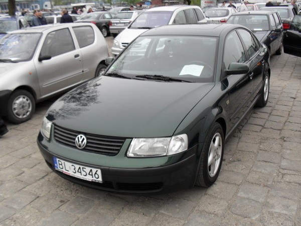 VW Passat, 1997 r., 1,6, 4x airbag, wspomaganie kierownicy, ABS, centralny zamek, elektryczne szyby, podgrzewane fotele;