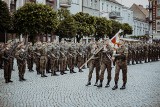 Nowi żołnierze w szeregach 12 Wielkopolskiej Brygady Obrony Terytorialnej. Złożyli przysięgę w Lesznie