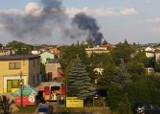 Pożar przy Inowrocławskiej w Łodzi. Straż pożarna gasi pożar pustostanu na Teofilowie