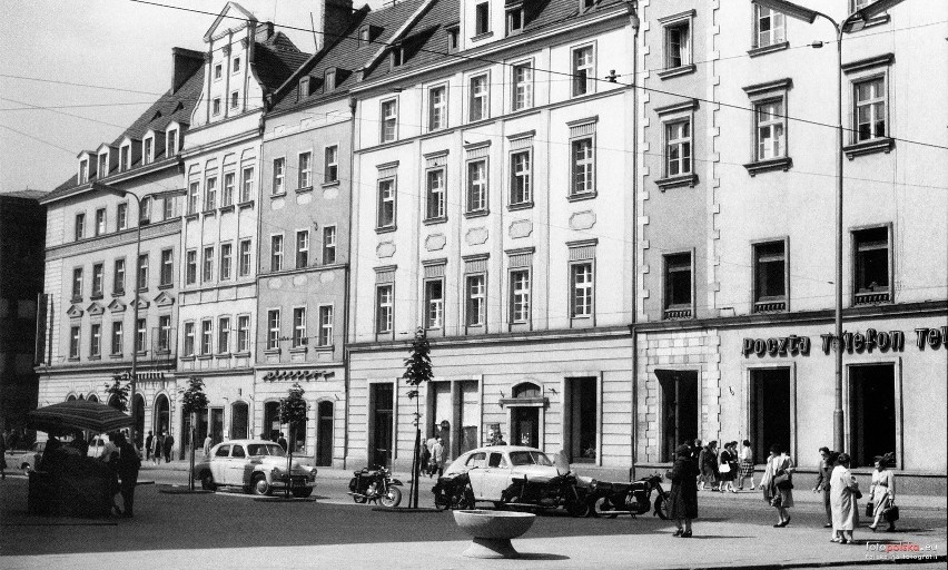 1961 r., Kamienice stojące między Rynkiem i ulicą Ofiar...