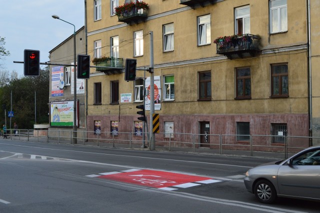 Śluza powstała na skrzyżowaniu ulic Narutowicza i Kościuszki