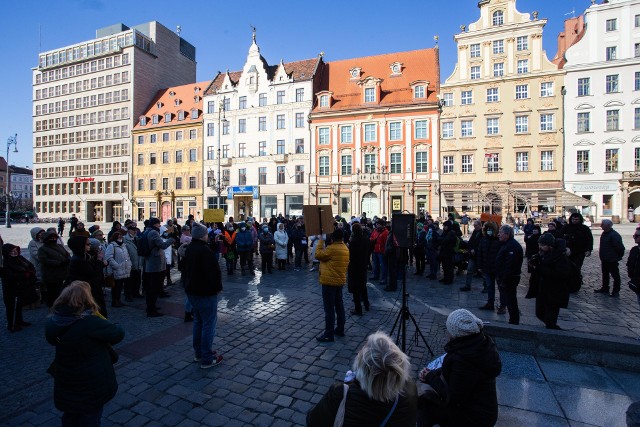 Protest mieszkańców TBS we wrocławskim Rynku, 14 marca 2022 r.