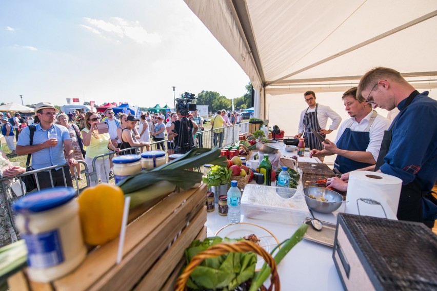 Tak było na Regionalnym Festiwalu Smaku w ramach Święta Miasta Torunia | Wielkie Grillowanie nad Wisłą. FOTO i WIDEO