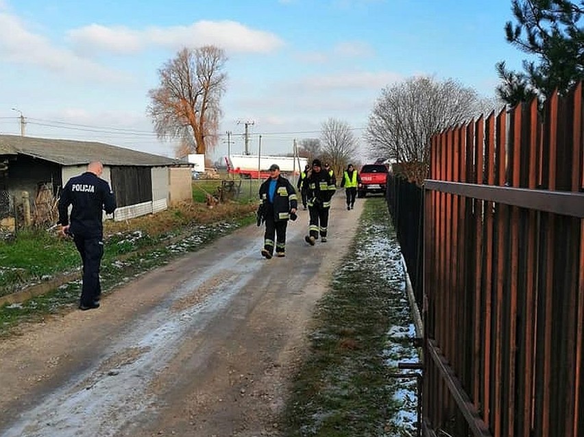 Wielkie poszukiwania zaginionych Krystyny Rogali i Marcina Celeja w gminach Wierzbica i Skaryszew. W akcji ponad 100 policjantów i strażaków
