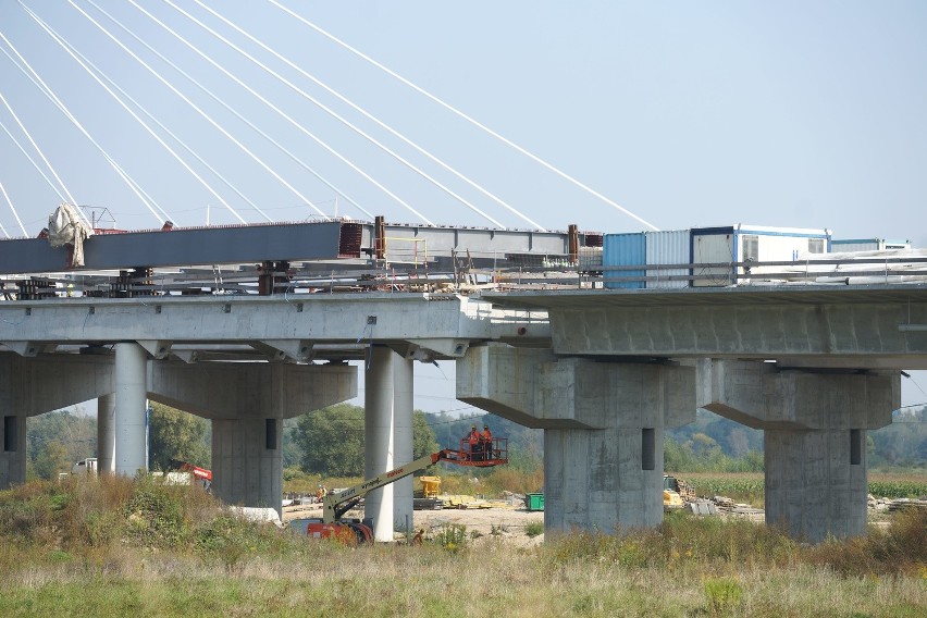Budowa mostu w ciągu S7 w Krakowie
