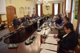 Zielona Góra. Rada miasta przyjęła apel w sprawie przywrócenia na stanowisko dyrektora Medyka 
