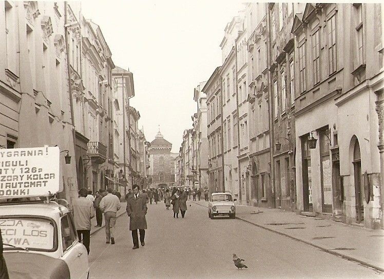 Ulica Floriańska z  kwietnia 1988 roku. -  Ulice:...