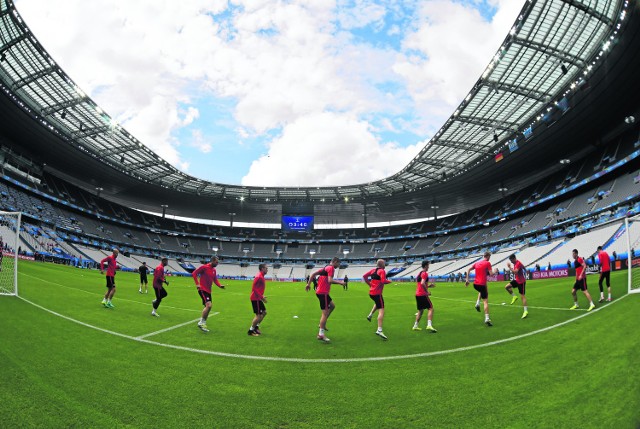 Na Stade de France Polacy trenowali przy pustych trybunach. Dziś będzie tu ponad 80 tysięcy widzów