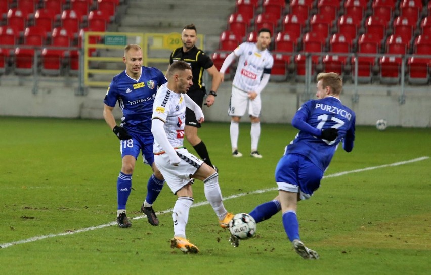 21.11.2020. GKS Tychy - Miedź Legnica 0:2....