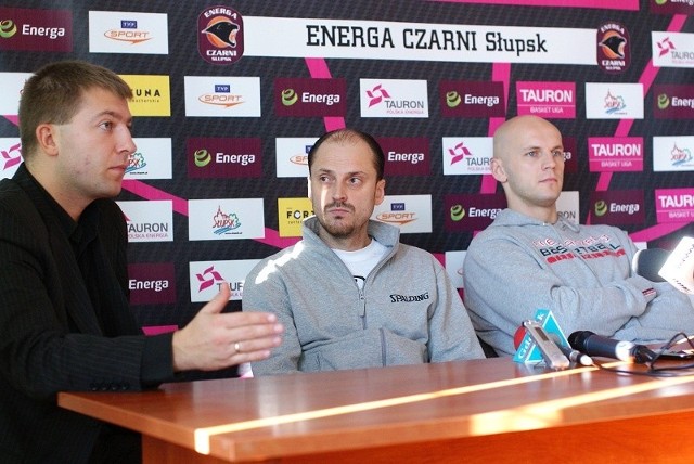 Od lewej: Marcin Sałata, Marius Linartas oraz Robert Tomaszek.