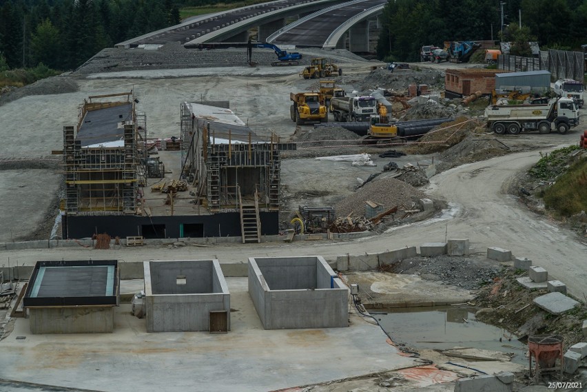 Zakopianka. Tunel pod Luboniem Małym - za kilka miesięcy kierowcy będą mogli nim pojechać [NOWE ZDJĘCIA]