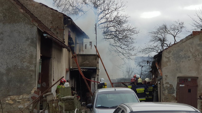 Tragedia w Ligocie Górnej pod Strzelcami Opolskimi. W pożarze domu zginął mężczyzna