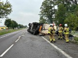 AKTUALIZACJA. Na trasie Piaski-Krasnystaw wywróciła się ciężarówka. Pojazd został już usunięty z jezdni