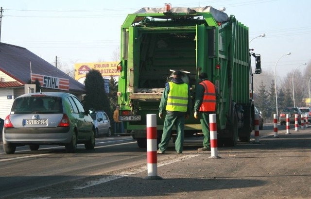 Od lutego mieszkańcy domów jednorodzinnych zapłacą 7,62 złotego miesięcznie od zameldowanej osoby. Opłaty wzrosły o 25 procent.