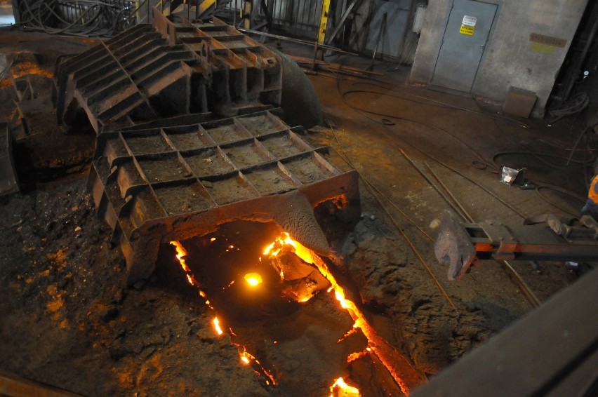 Co z wielkim piecem i stalownią w hucie ArcelorMittal w Krakowie? Reakcje rządu i polityków