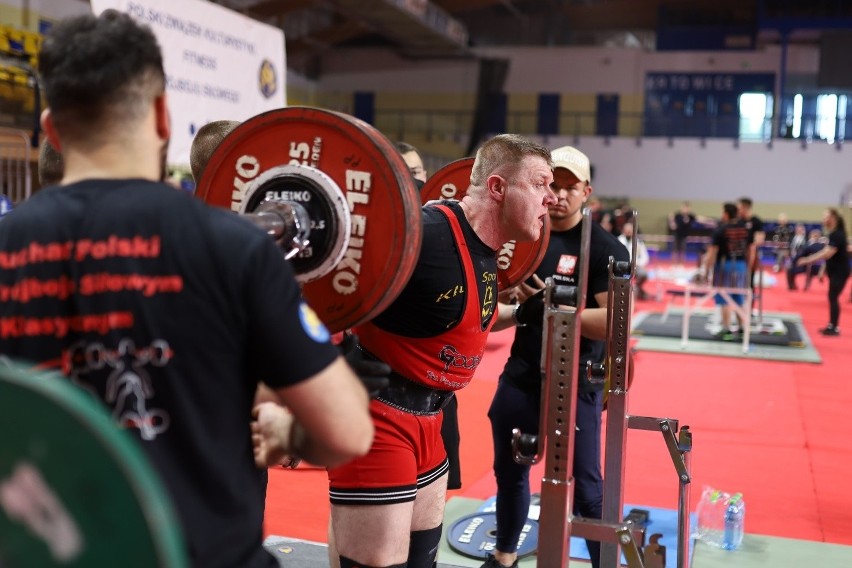 Zwycięstwo i najgorsze dla sportowca miejsce – to dorobek trójboistów ze Skarżyska-Kamiennej reprezentujących Starachowice 