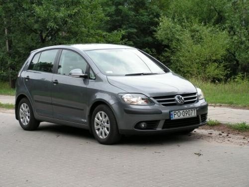 Fot. Ryszard Polit: VW Golf Plus jest o 9,5 cm wyższy od...