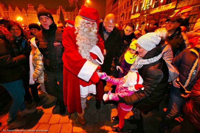 Święty Mikołaj na wrocławskim Rynku [ZDJĘCIA]