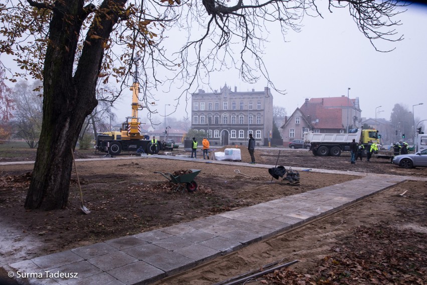 Montują Stargardzki Pomnik Niepodległości [ZDJĘCIA]