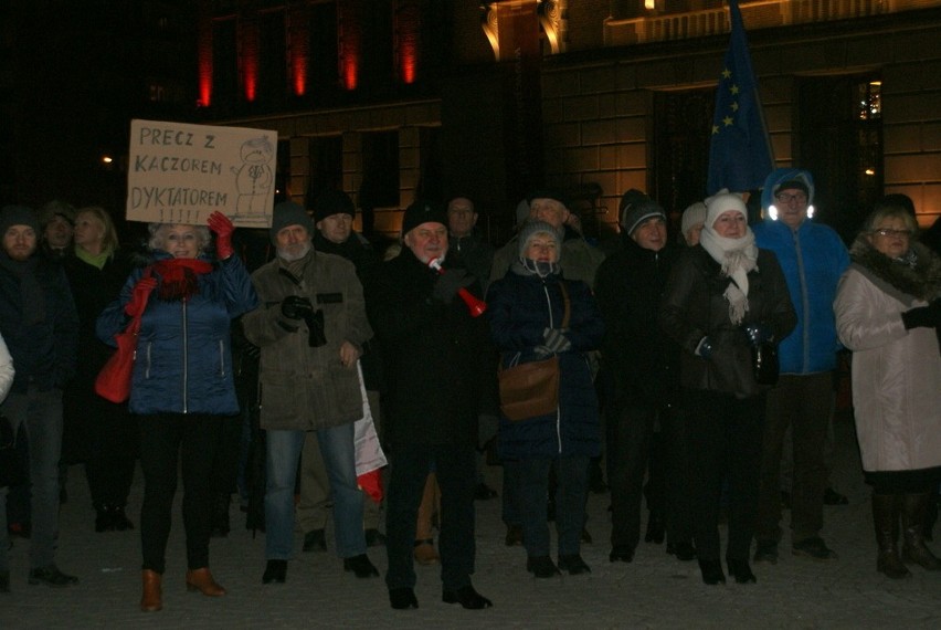 Protest mieszkańców Dąbrowy Górniczej i Zagłębia przeciwko...