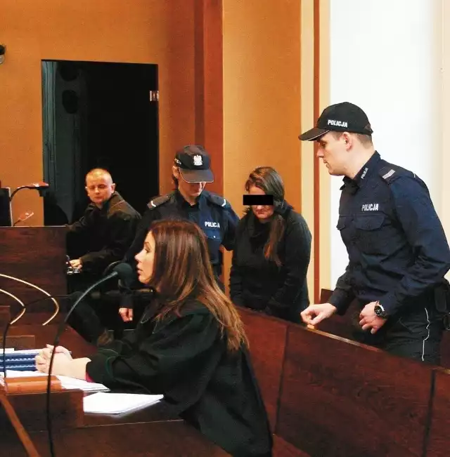 Beata Z. przedwczoraj ponownie stanęła przed Sądem Okręgowym Łomży. Za tydzień kolejna rozprawa, na której zeznawać będą biegli, którzy badali oskarżoną.