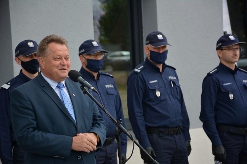 Słobódka. Nowy posterunek policji oficjalnie otwarty. Obecni byli szef podlaskiej policji Robert Szewc oraz poseł Jarosław Zieliński [FOTO]