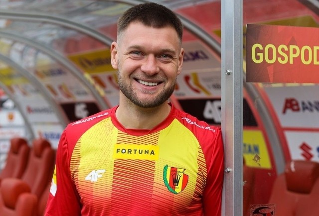 Kyryło Petrow zostanie na dłużej piłkarzem kieleckiej Korony