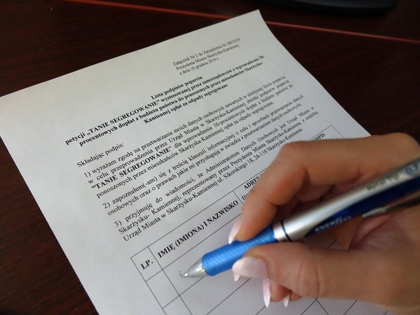 Mieszkańcy Skarżyska mogą składać podpisy poparcia dla akcji „Tanie segregowanie”