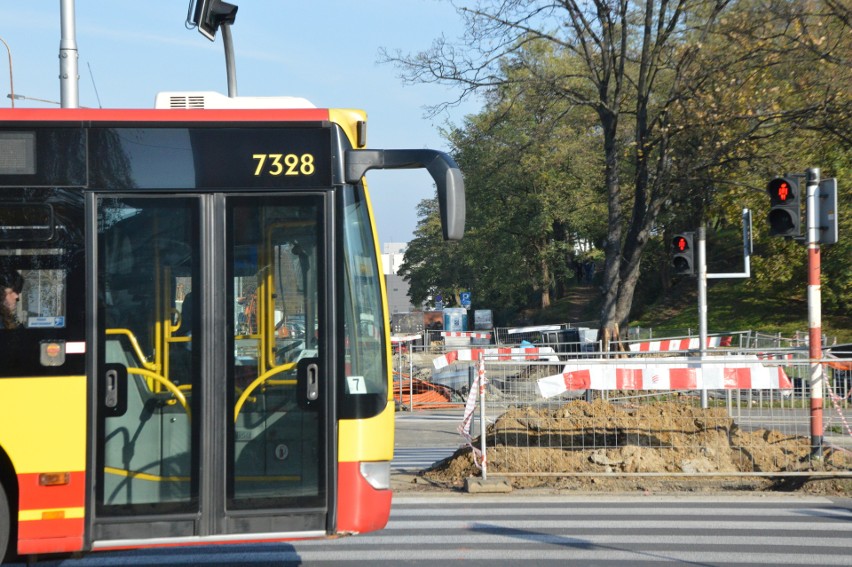 Nowy parking przy Ślężnej coraz bliżej. Będzie gotowy do końca roku