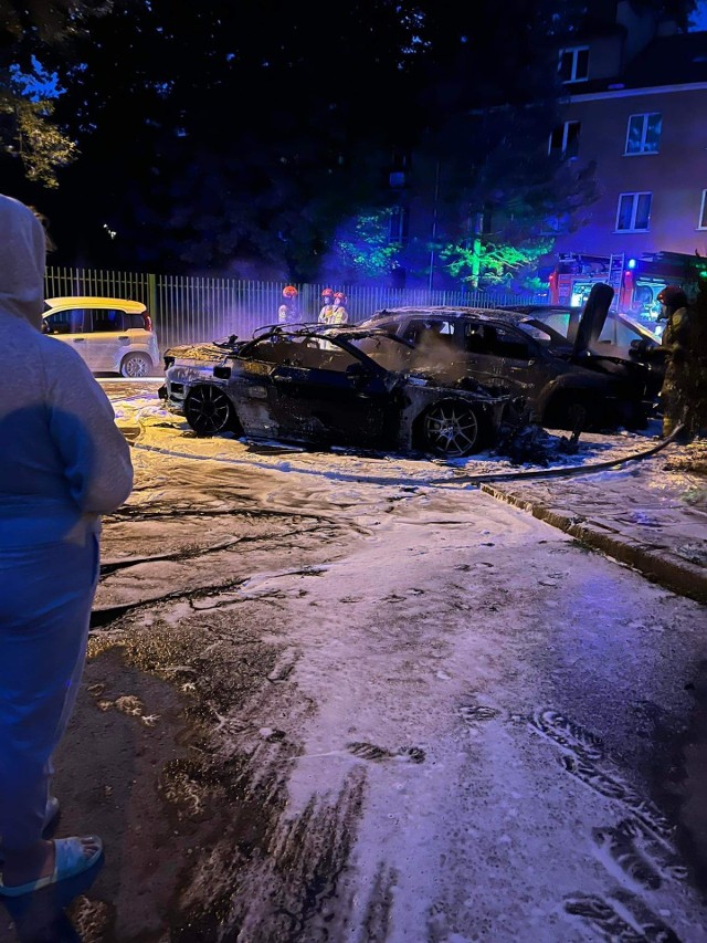 Do pożaru doszło na parkingu przy Osiedlu Krakowiaków