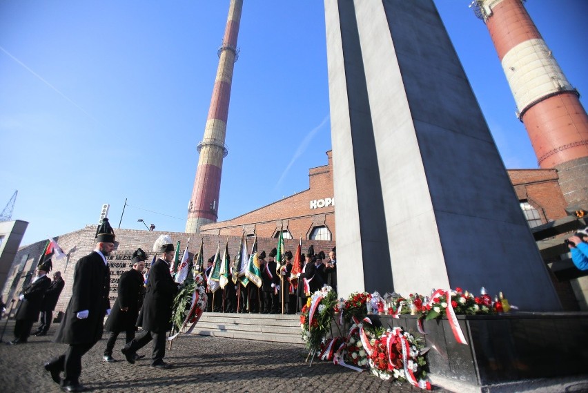 Od samego rana towarzyszyliśmy wczoraj osobom, które uczciły...