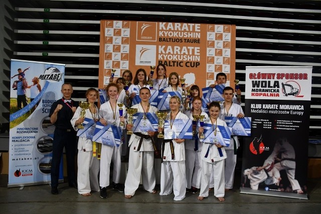 Zawodnicy Klubu Karate Morawica wywalczyli w Kłajpedzie 14 medali.