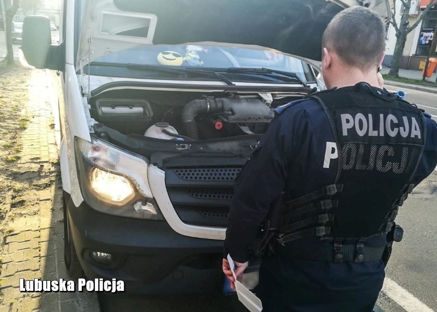 LUBUSKIE: Kradzież mercedesa, paliwa i ucieczka przed policją. 21-latek został zatrzymany [ZDJĘCIA, WIDEO]
