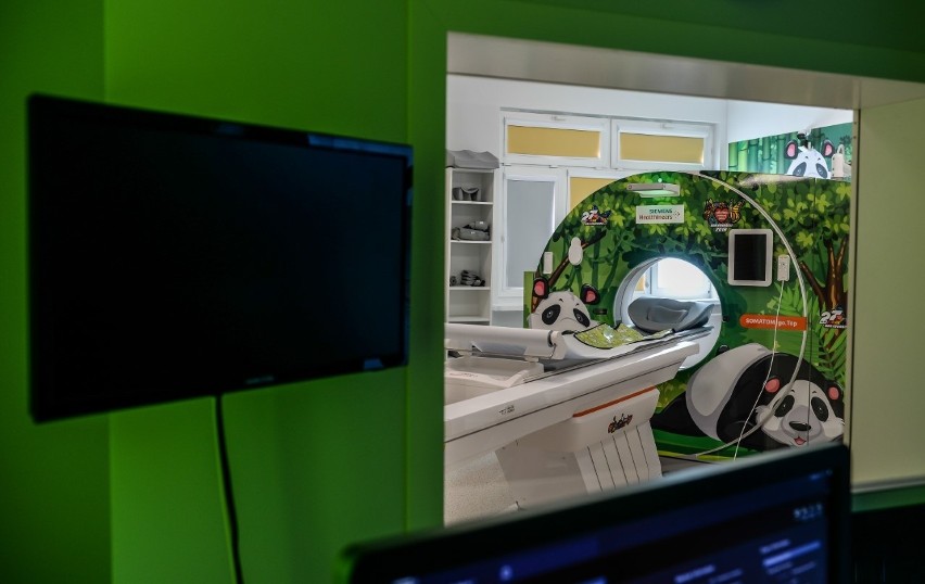 Tomograf komputerowy "z pandą" działa w Szpitalu Dziecięcym Polanki. To dar Wielkiej Orkiestry Świątecznej Pomocy!