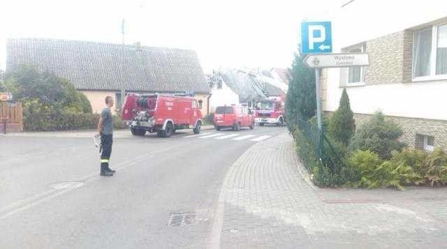 Jeszcze przed nawałnicą OSP w Raciążu miał dwa wozy, pożarniczy i mniejszy, ale w czasie akcji, niestety,  większy się popsuł