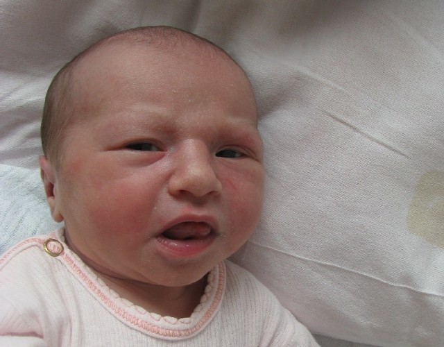 Lena Maciak przyszła na świat 15 maja, ważyła 3500 g i mierzyła 57 cm